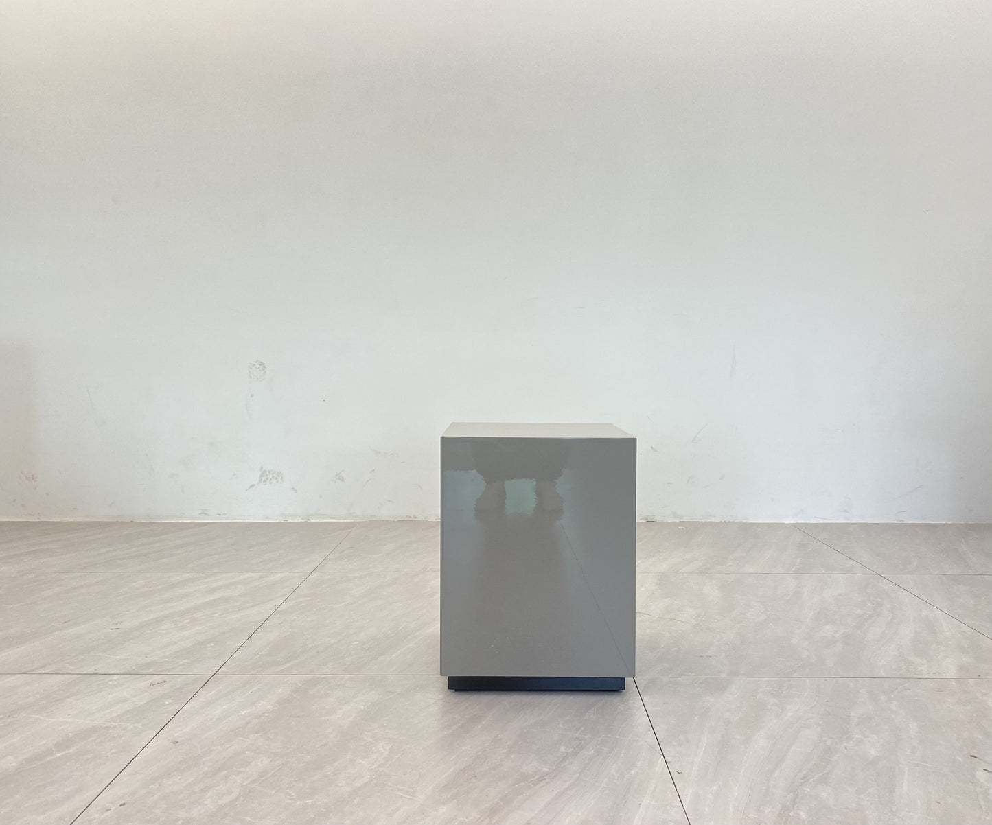 Minotti Solid Side Table