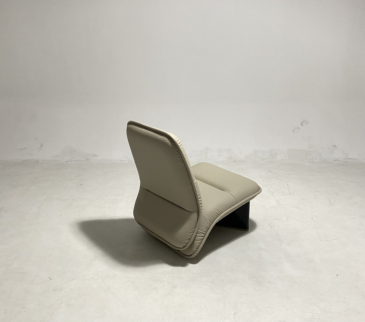 Cornelio Cappellini Ypsilon Leisure Chair