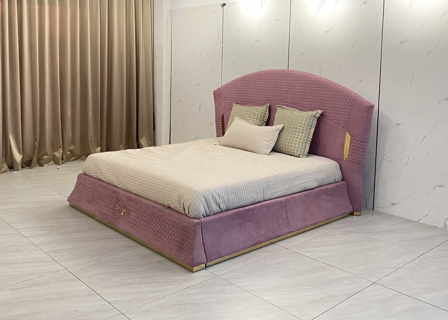 Turri Vogue Bed