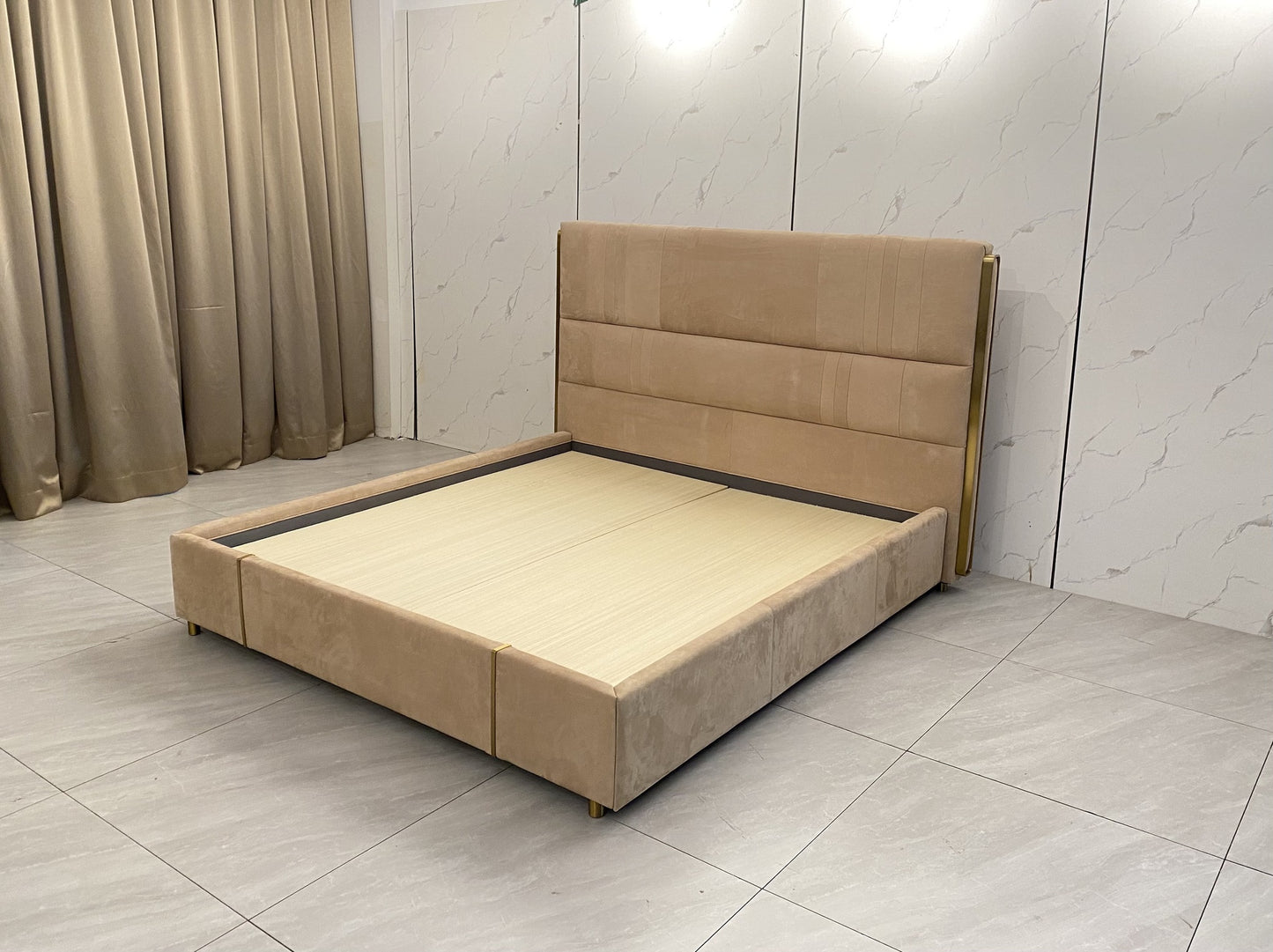 Cornelio Cappellini Novabed Bed