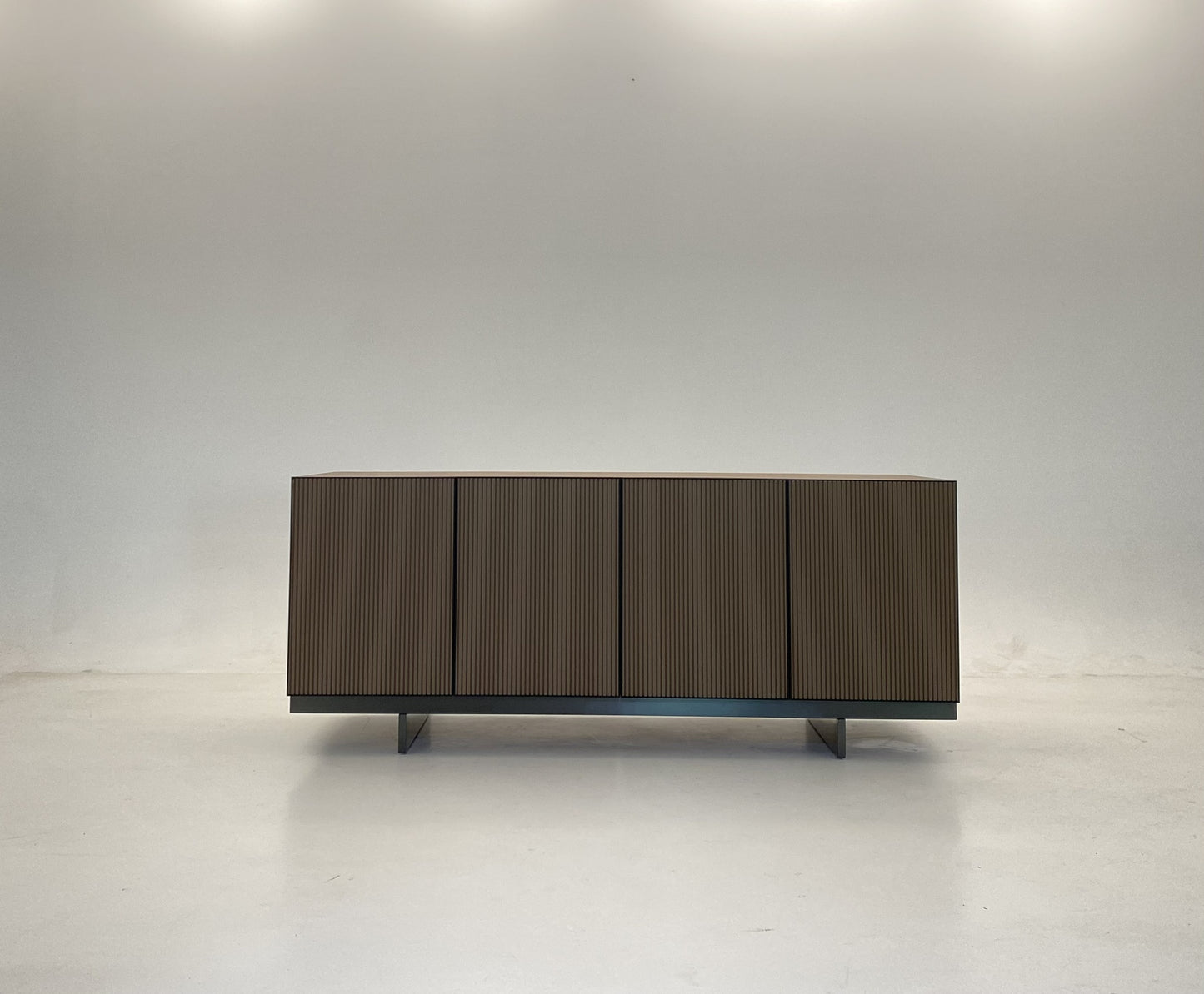 Minotti Aylon Sideboard