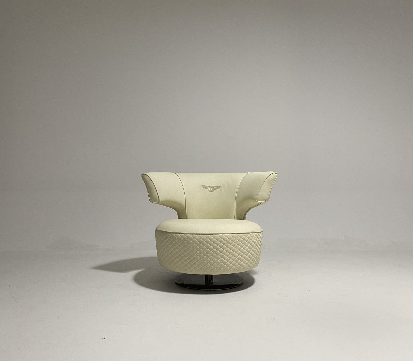 Bentley Bull Leisure Chair