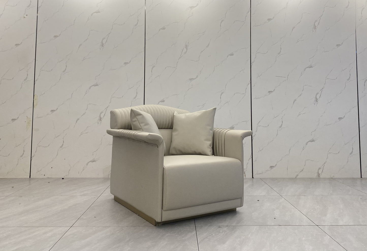 Turri Madison Leisure Chair