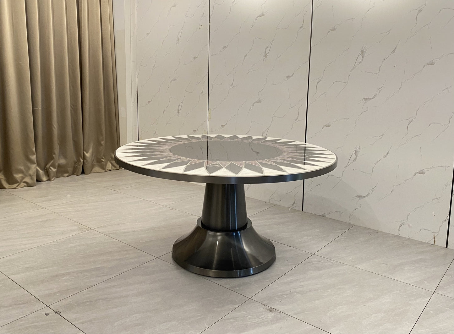 Visionnaire Raidho Dinning Table