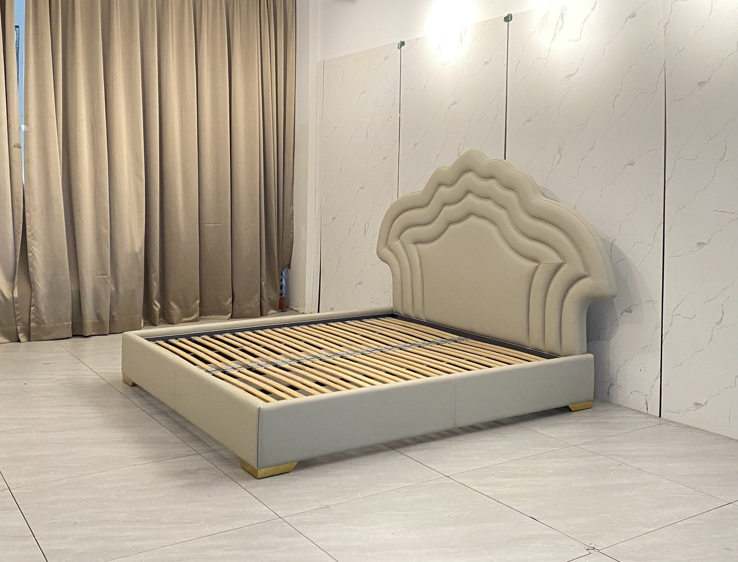 Versace Shadov Bed