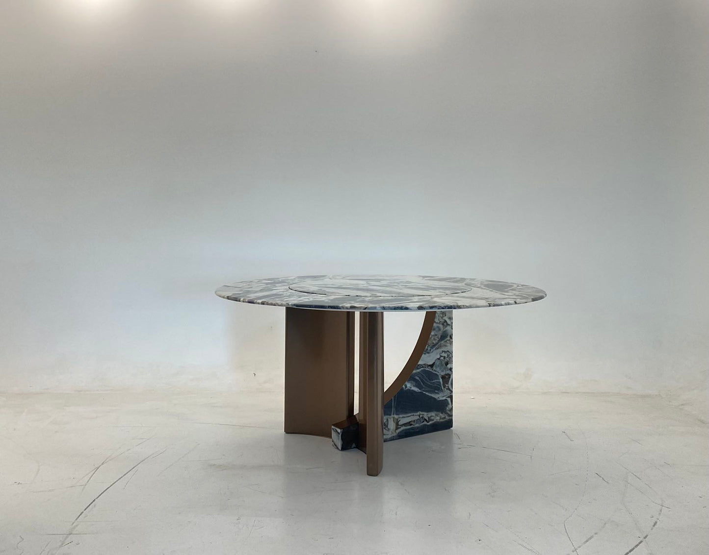 Cornelio Cappellini Spinnaker Dinning Table