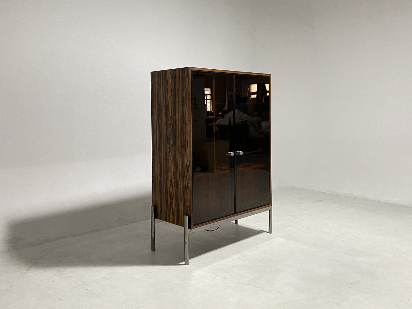 Minotti Linha Studio Wine Cabinet