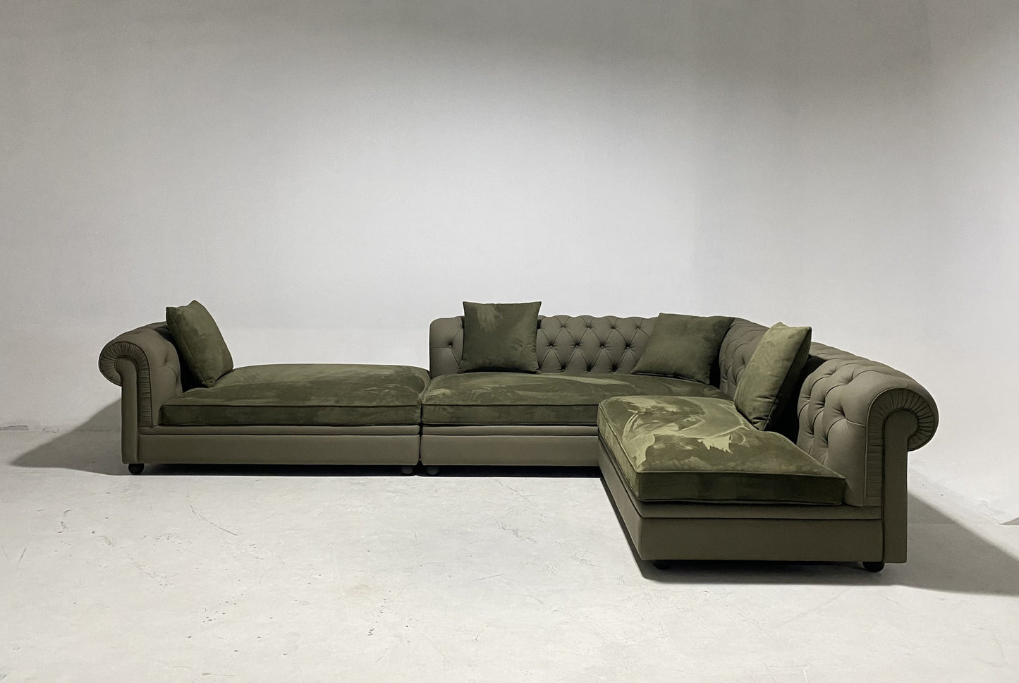 Poltrona Frau Chester Sofa