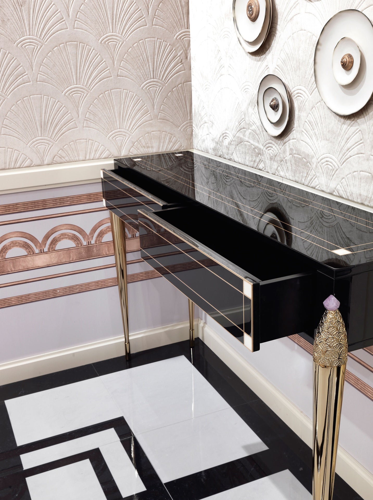 Vissionnaire Archinto Console Table