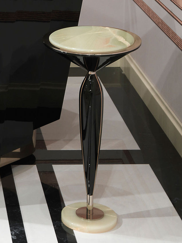 Vissionnaire Georg Side Table