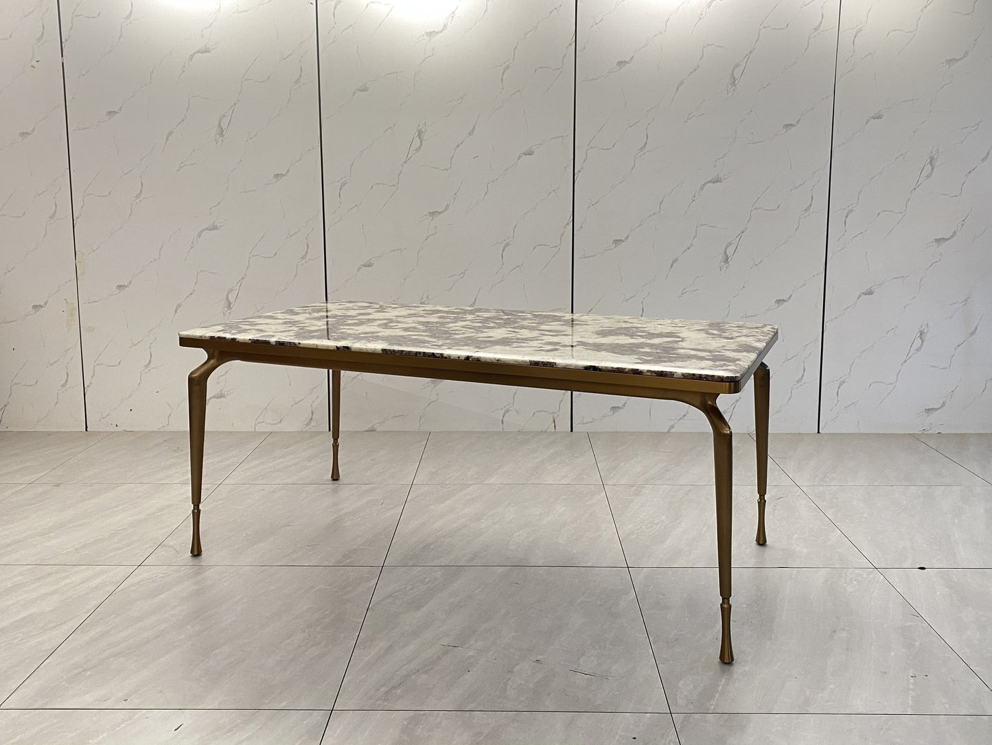 Visionnaire Thule Dinning Table