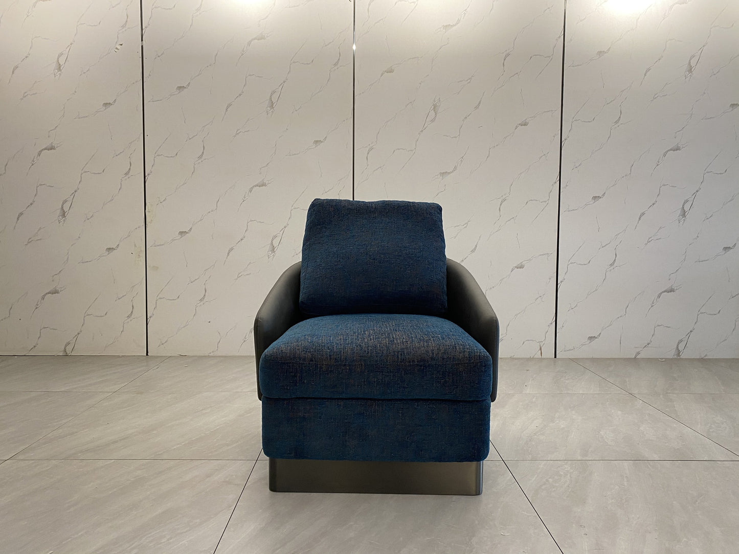 Minotti Lawson Armchairs