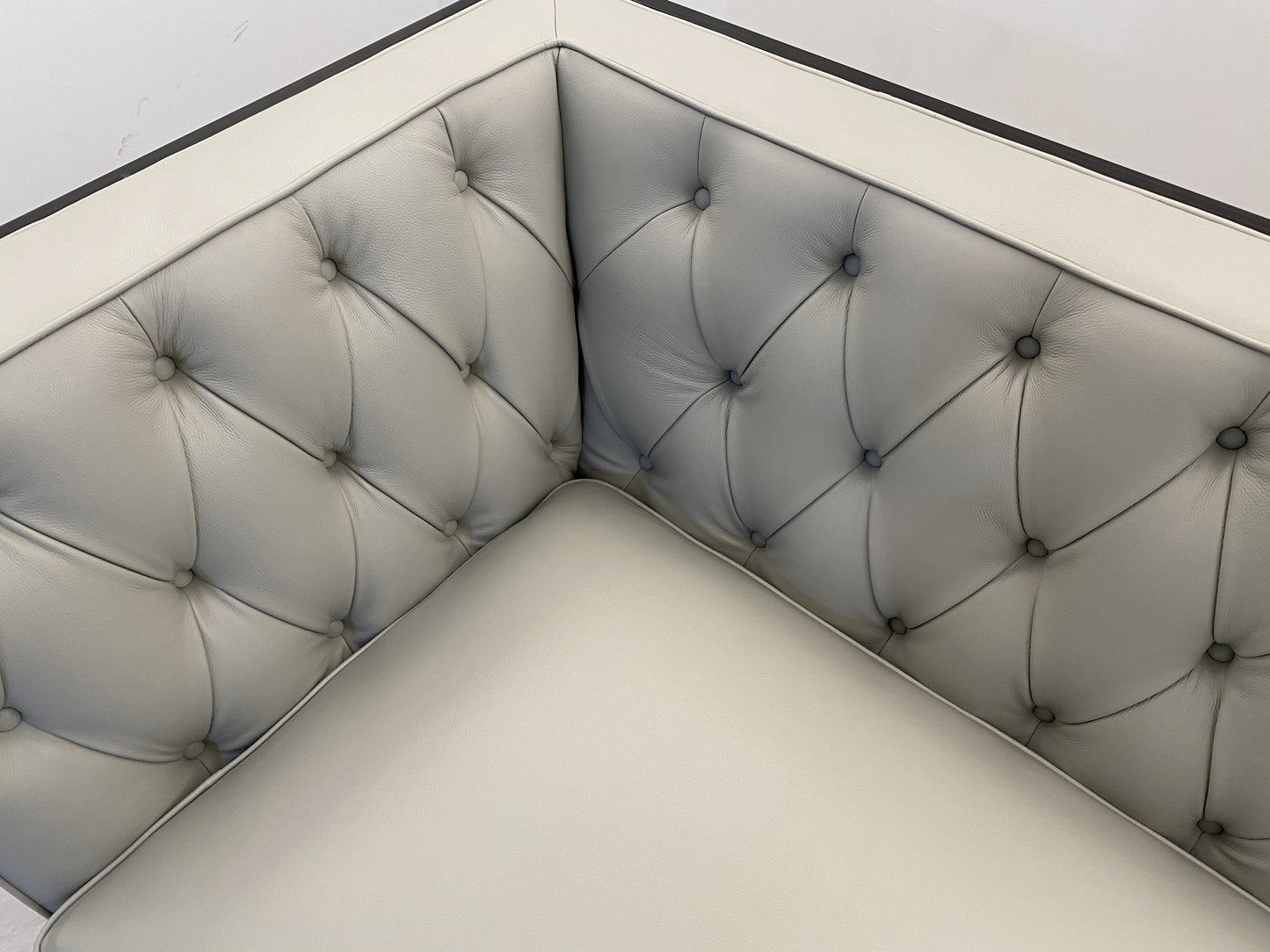 Visionnaire Berry Capitonné Sofa