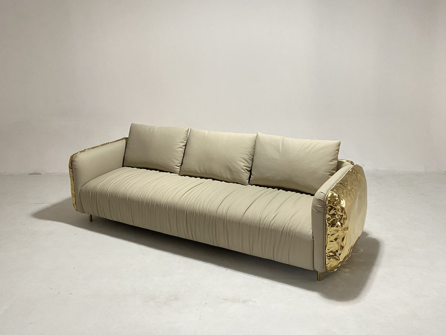 Boca Do Lobo Mperfectio Sofa