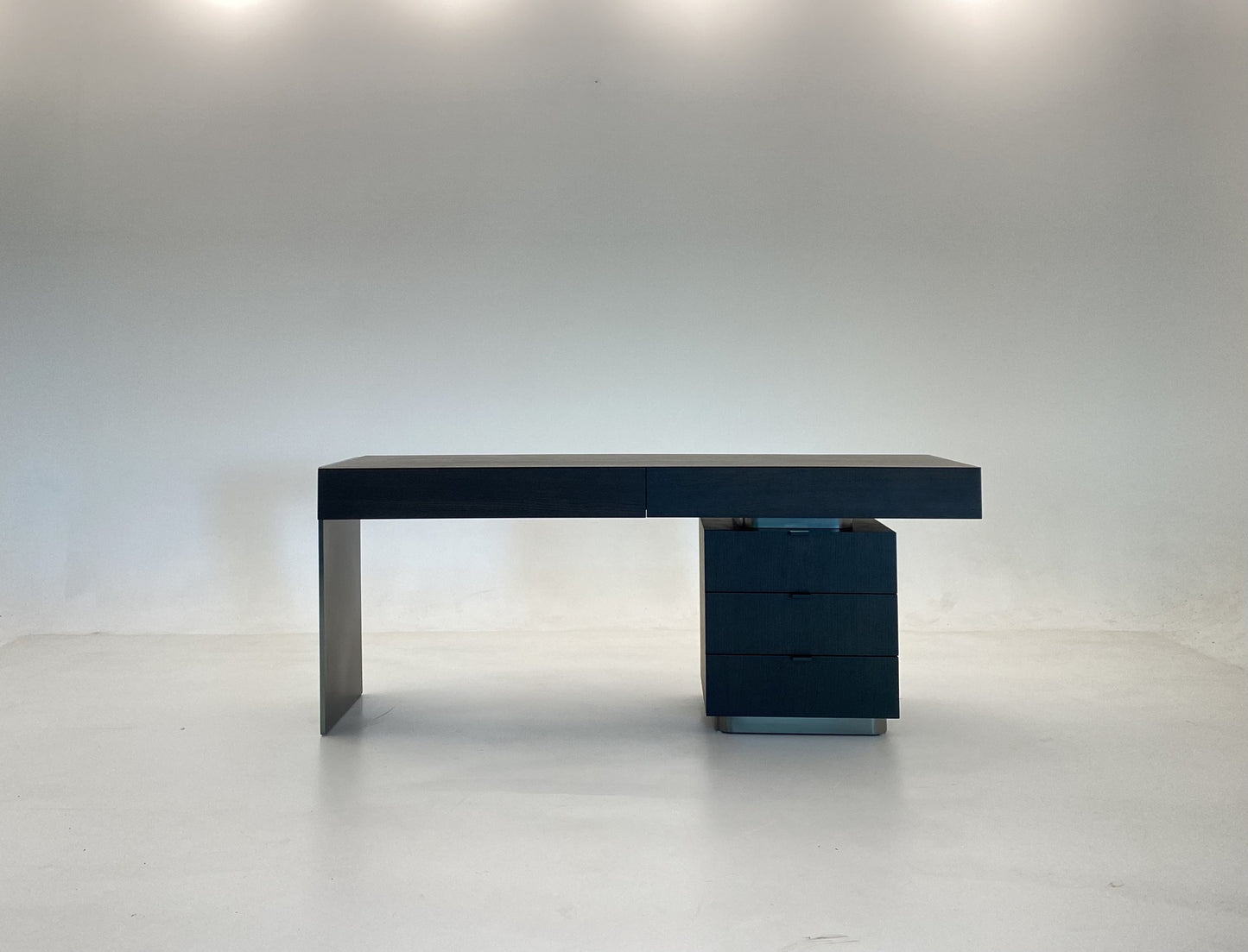 Minotti Carson Desks