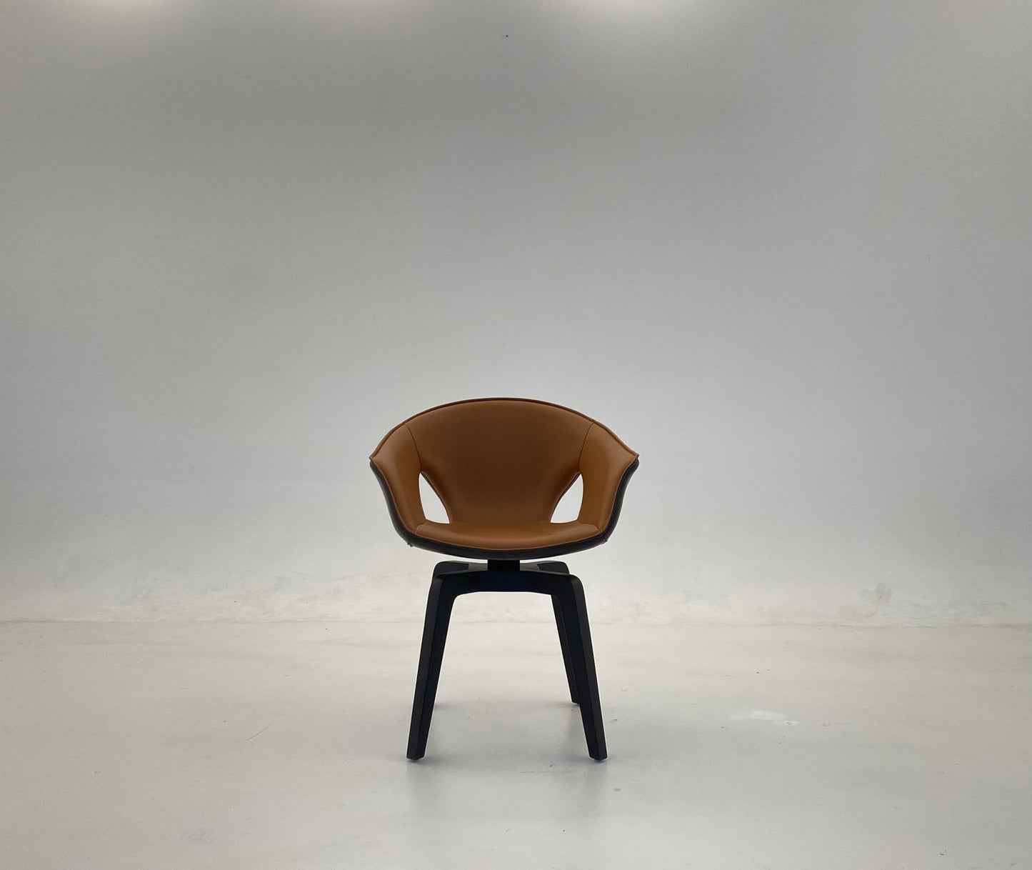Poltrona Frau Ginger Dinning Chair