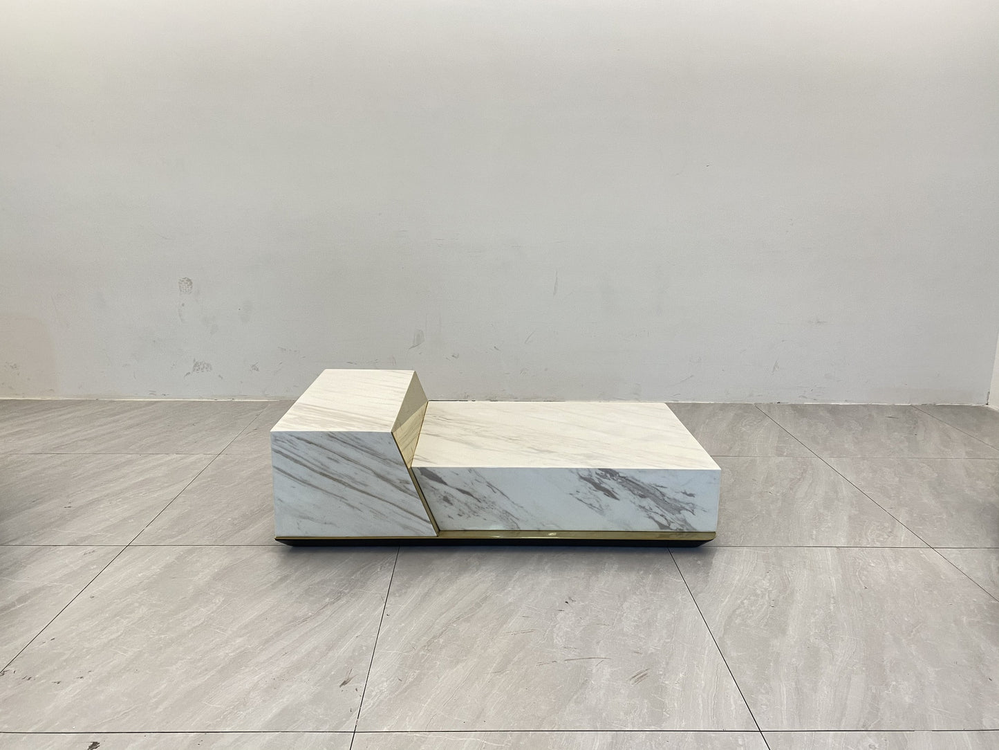 Longhi Bold Coffee Table