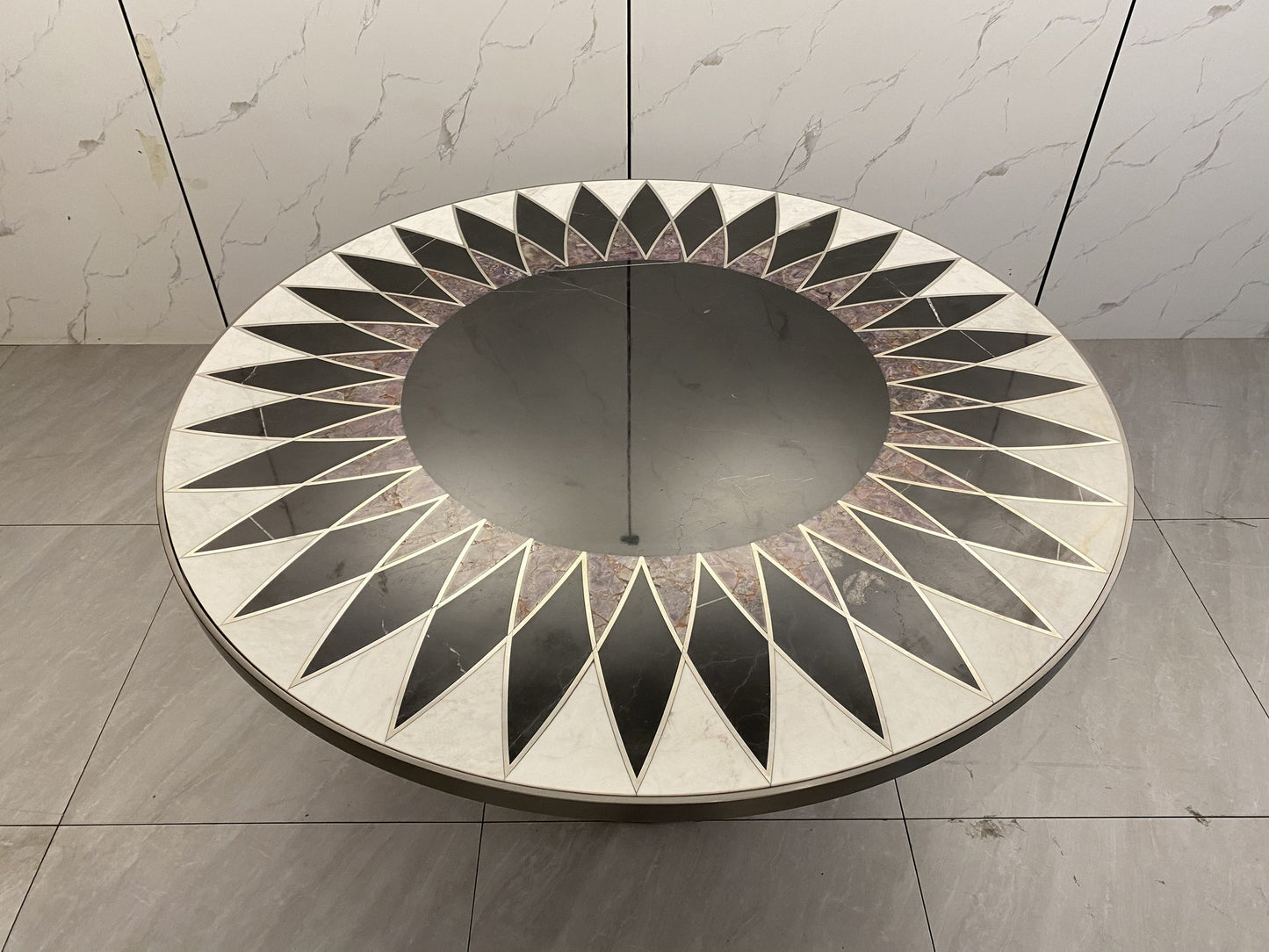 Visionnaire Raidho Dinning Table