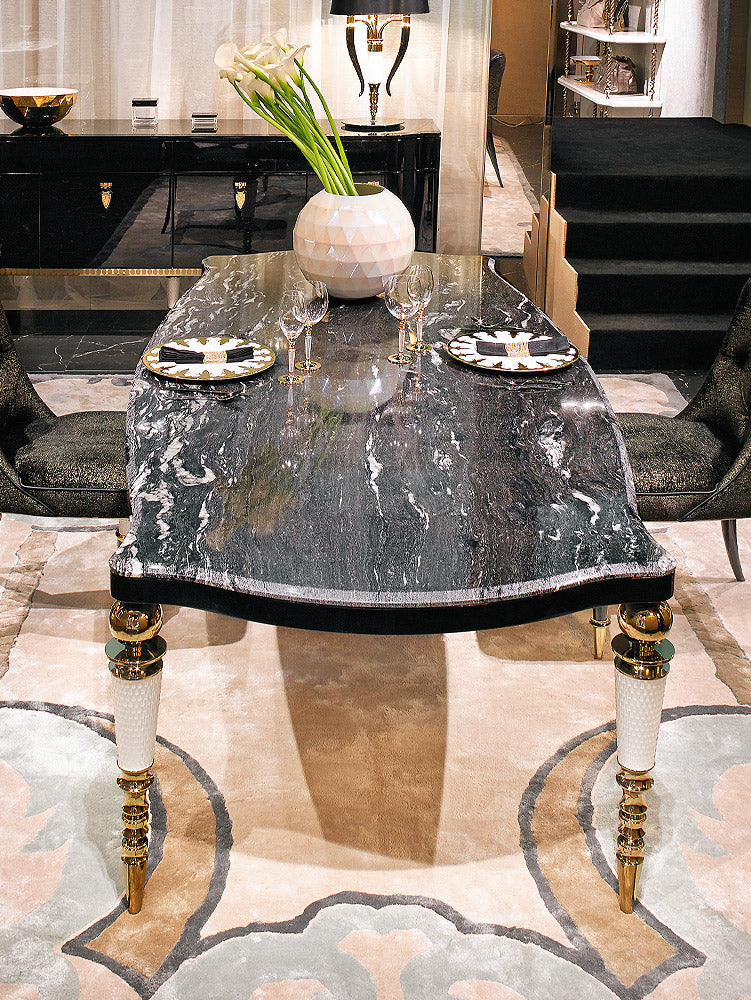 Visionnaire Versailles Dinning Table