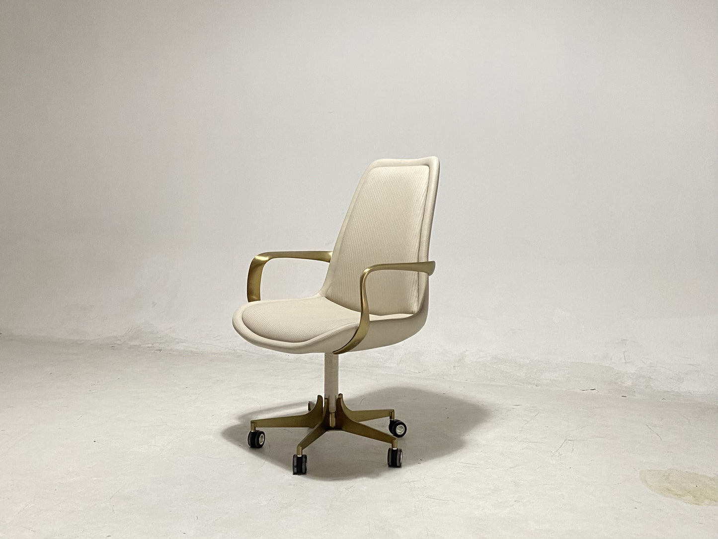 Visionnaire Volver Office Chair