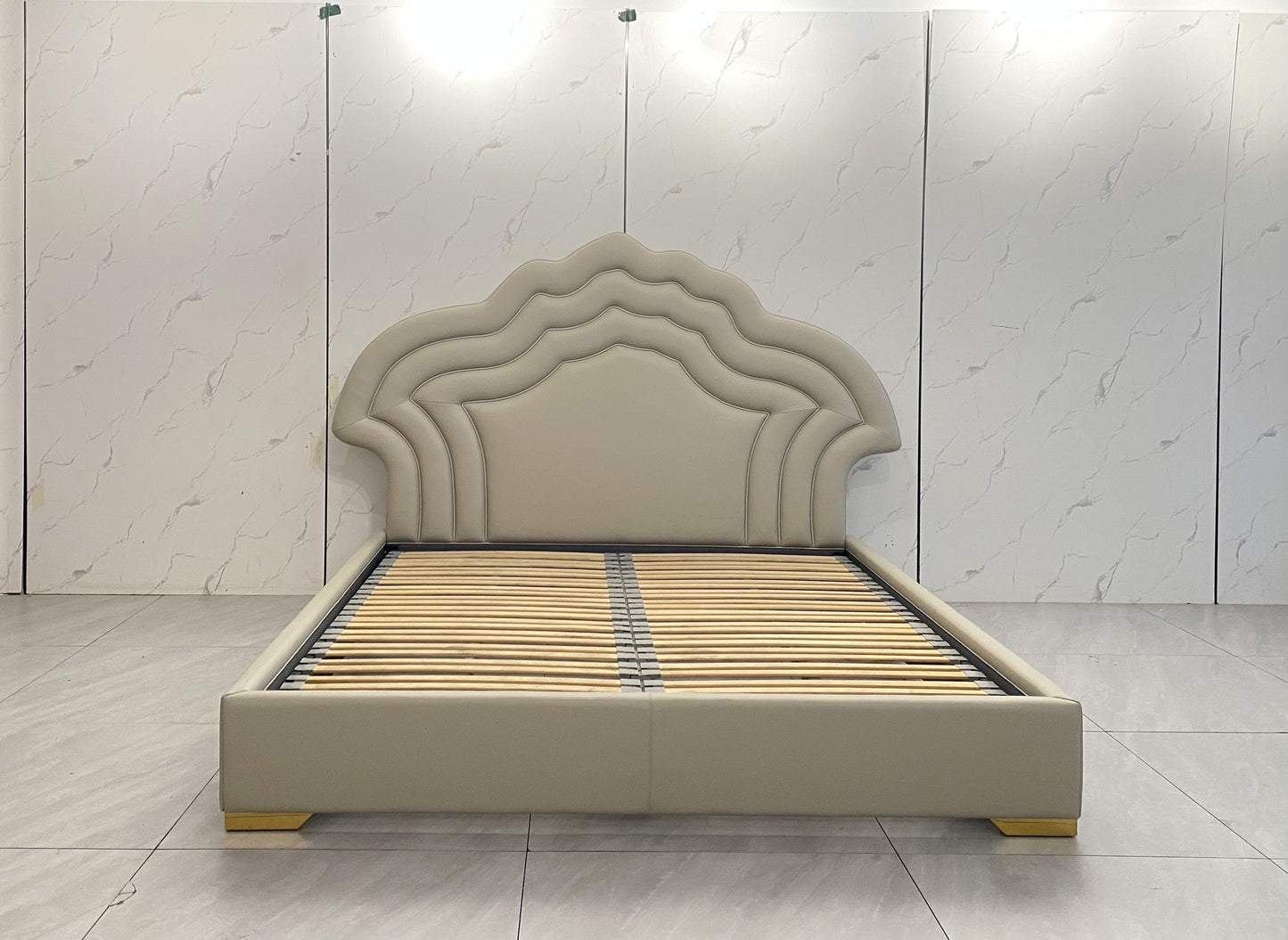 Versace Shadov Bed