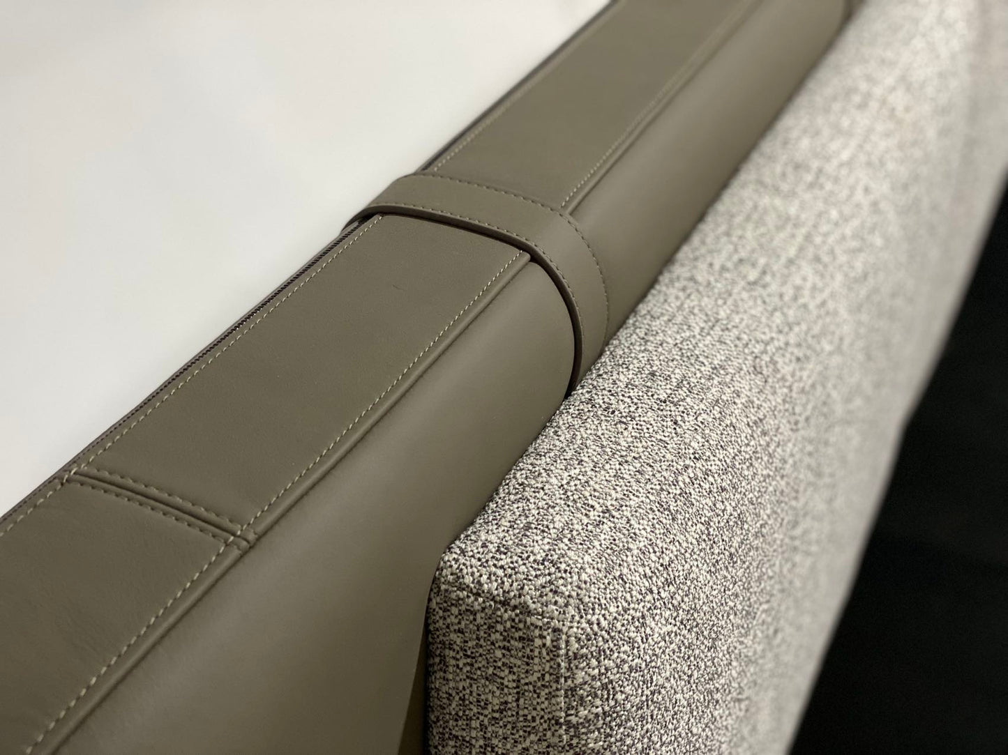 Minotti Tatlin "Soft" Bed