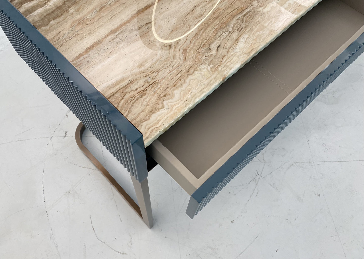 Visionnaire Kobol Dresser