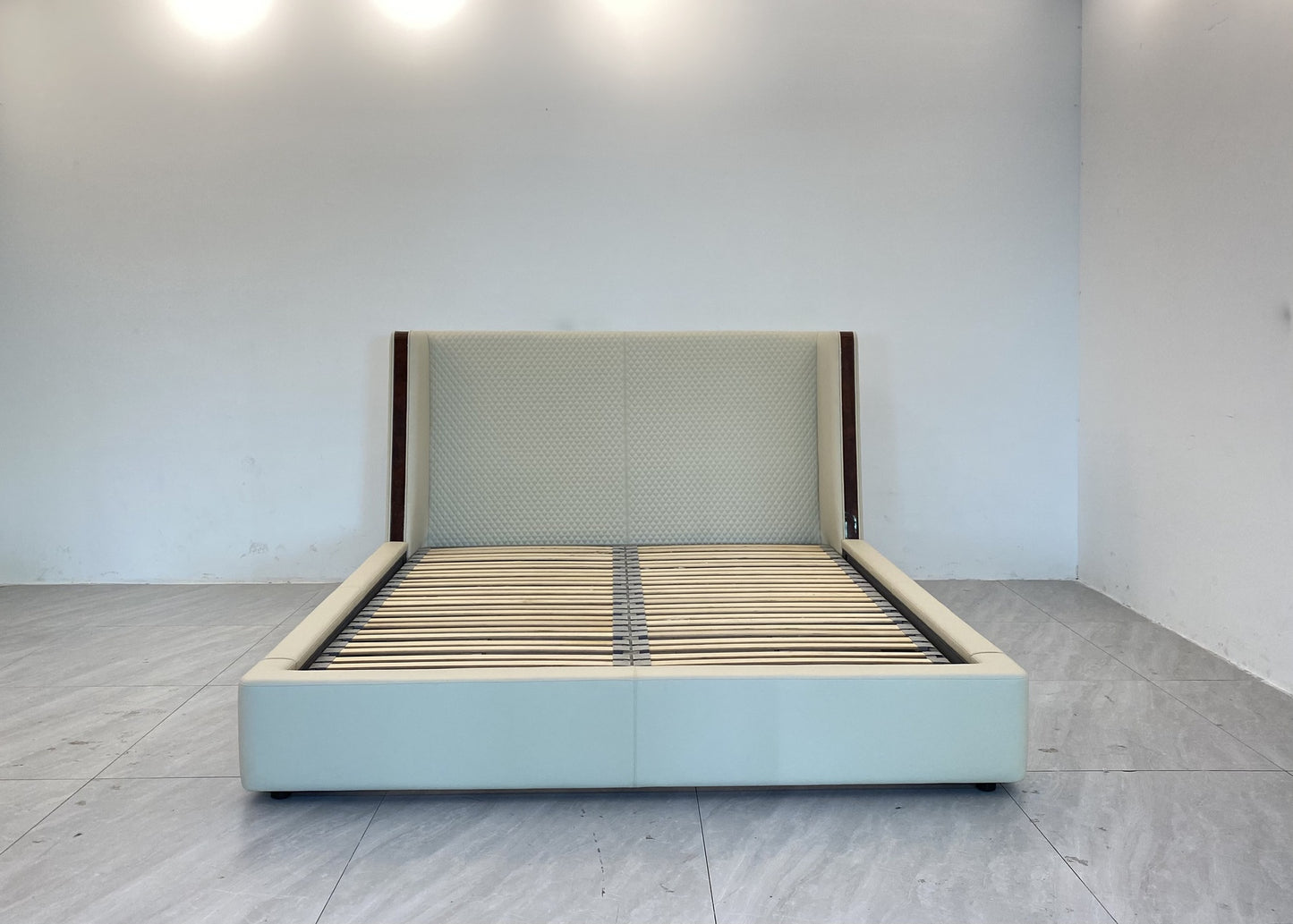 Bentley Stamford Bed