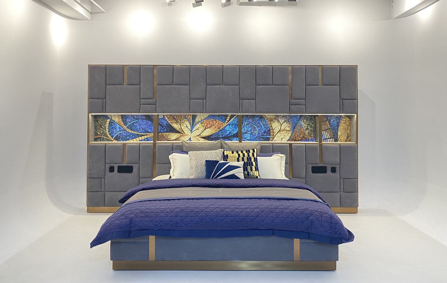 Visionnaire Beloved Art Bed