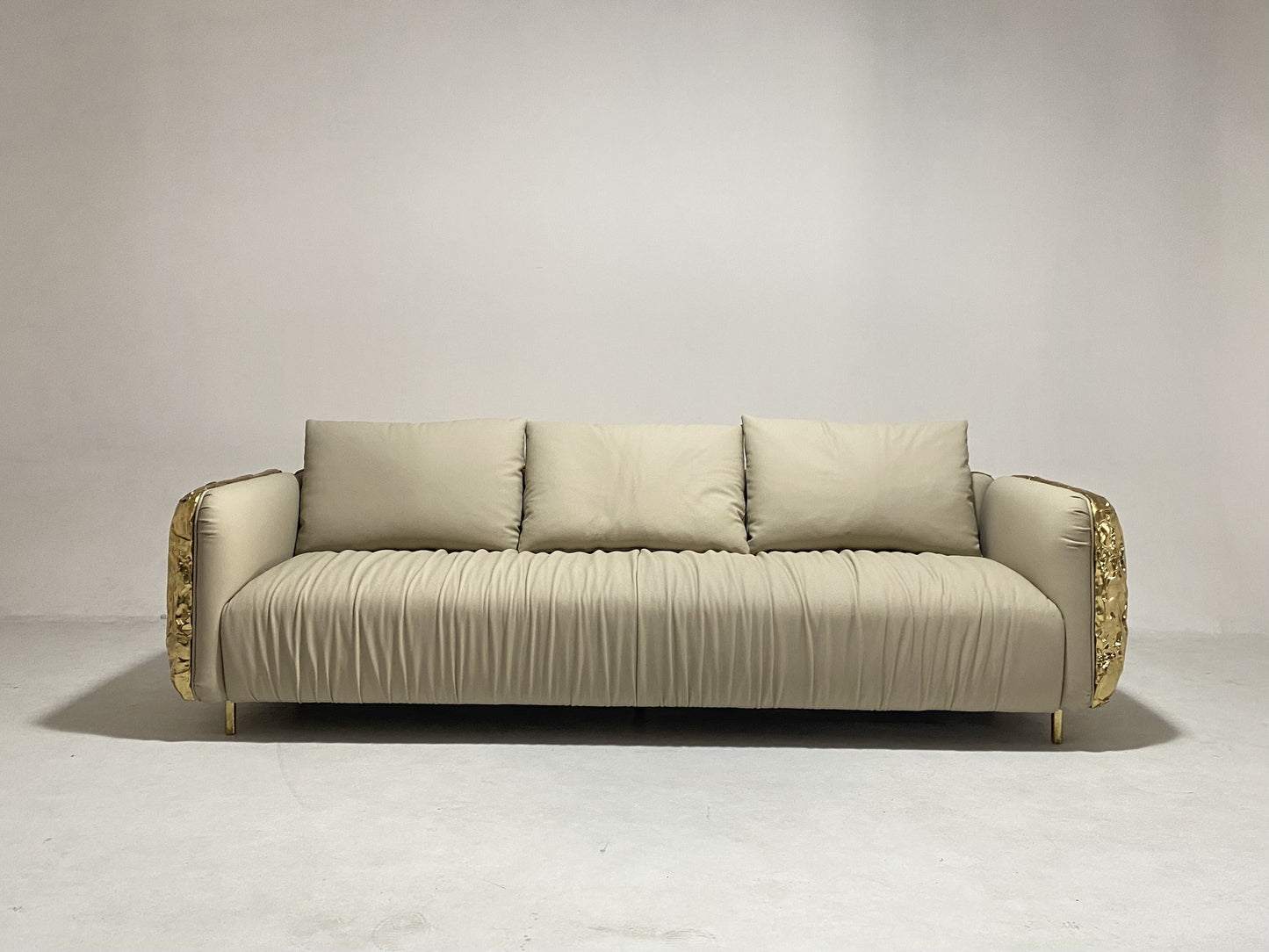Boca Do Lobo Mperfectio Sofa