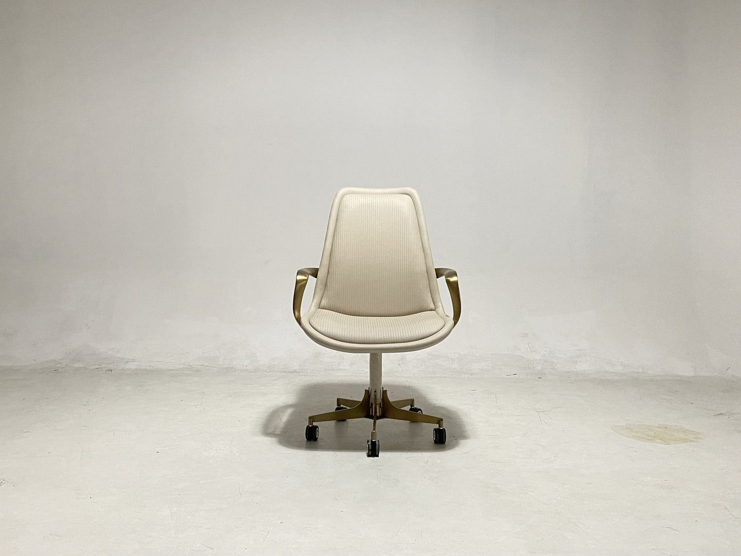 Visionnaire Volver Office Chair