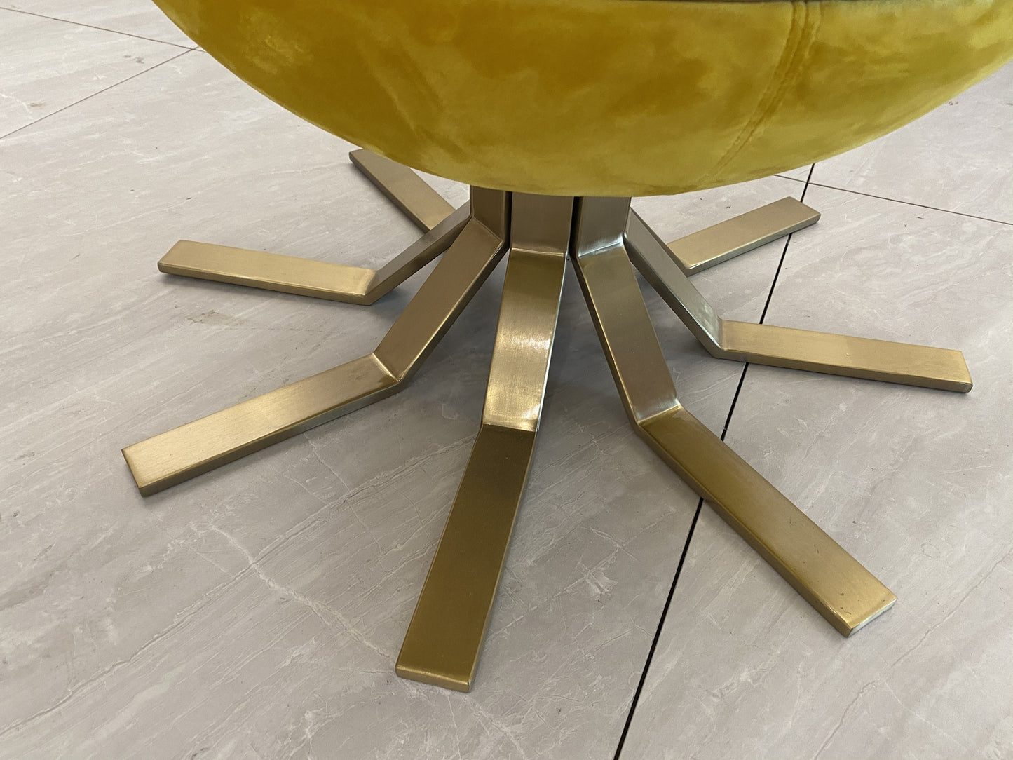 Visionnaire Pavone Armchairs