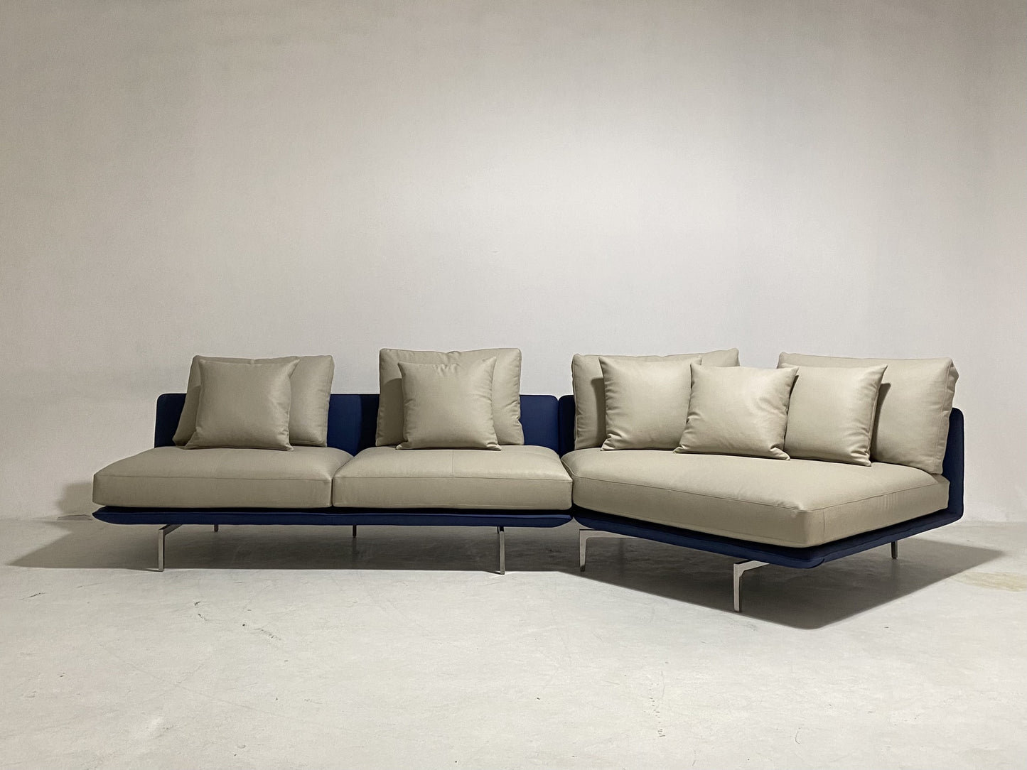 Poltrona Frau Get Back Sofa