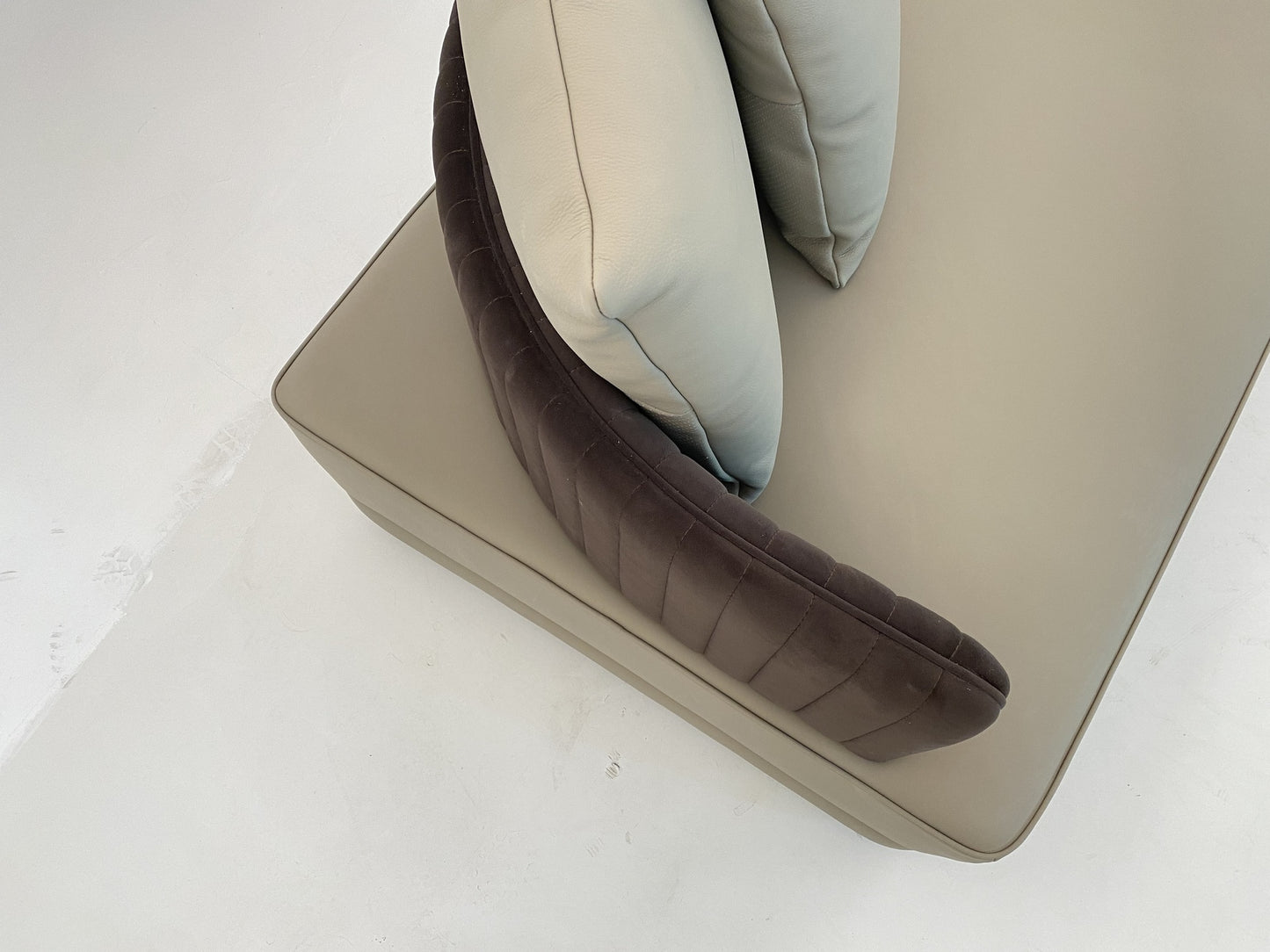 Visionnaire Miller Sofa