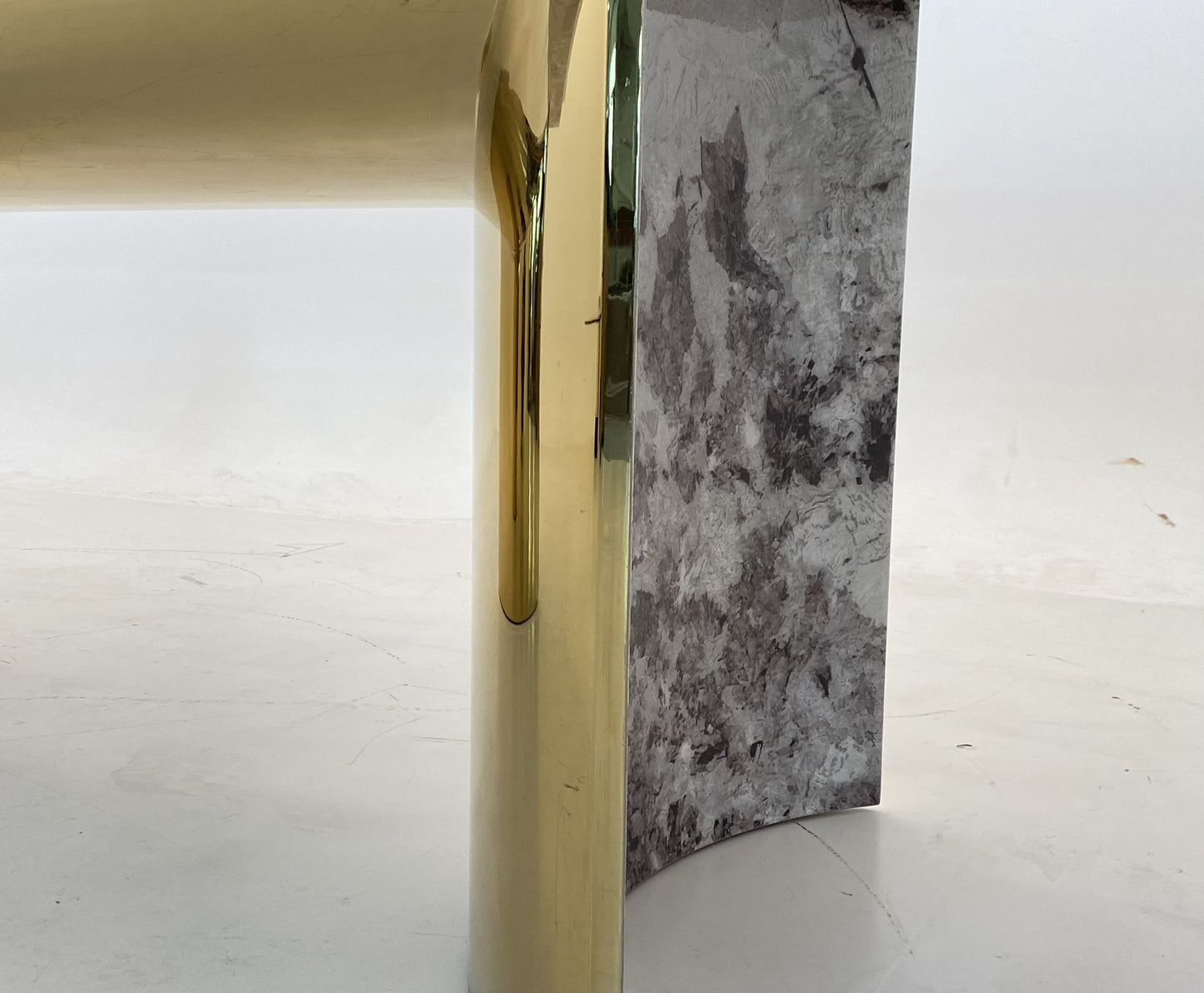 Visionnaire Kerwan Dinning Table