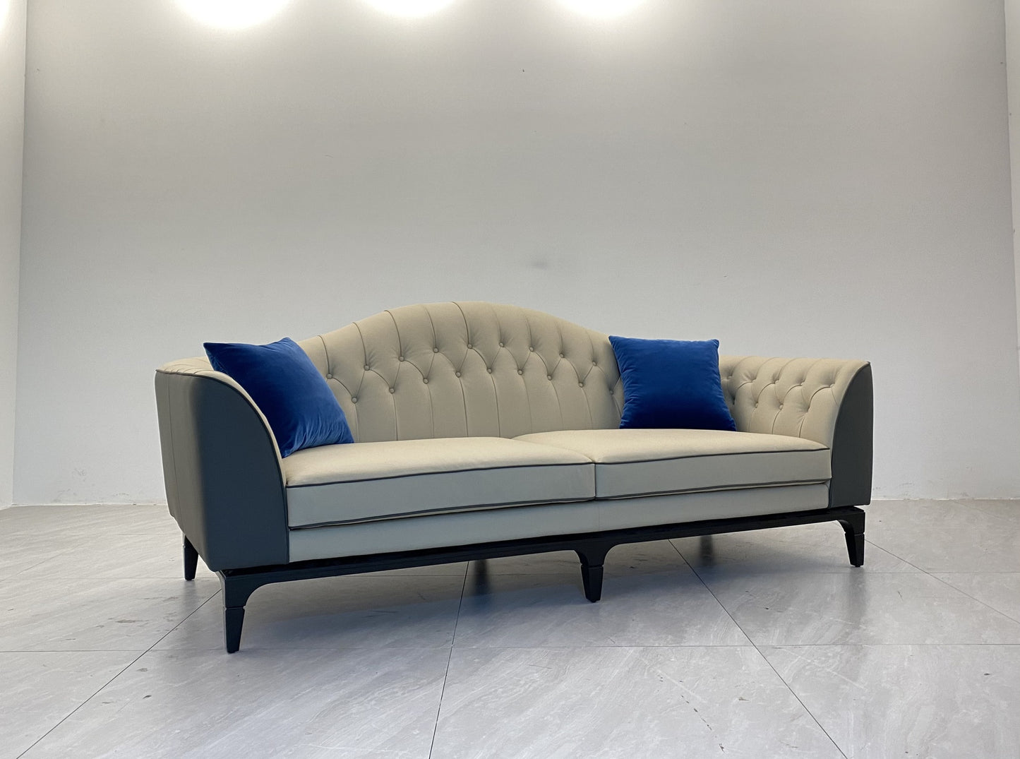 Visionnaire Freyr Sofa