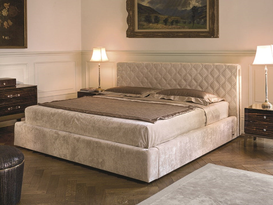 Longhi Helmut Bed