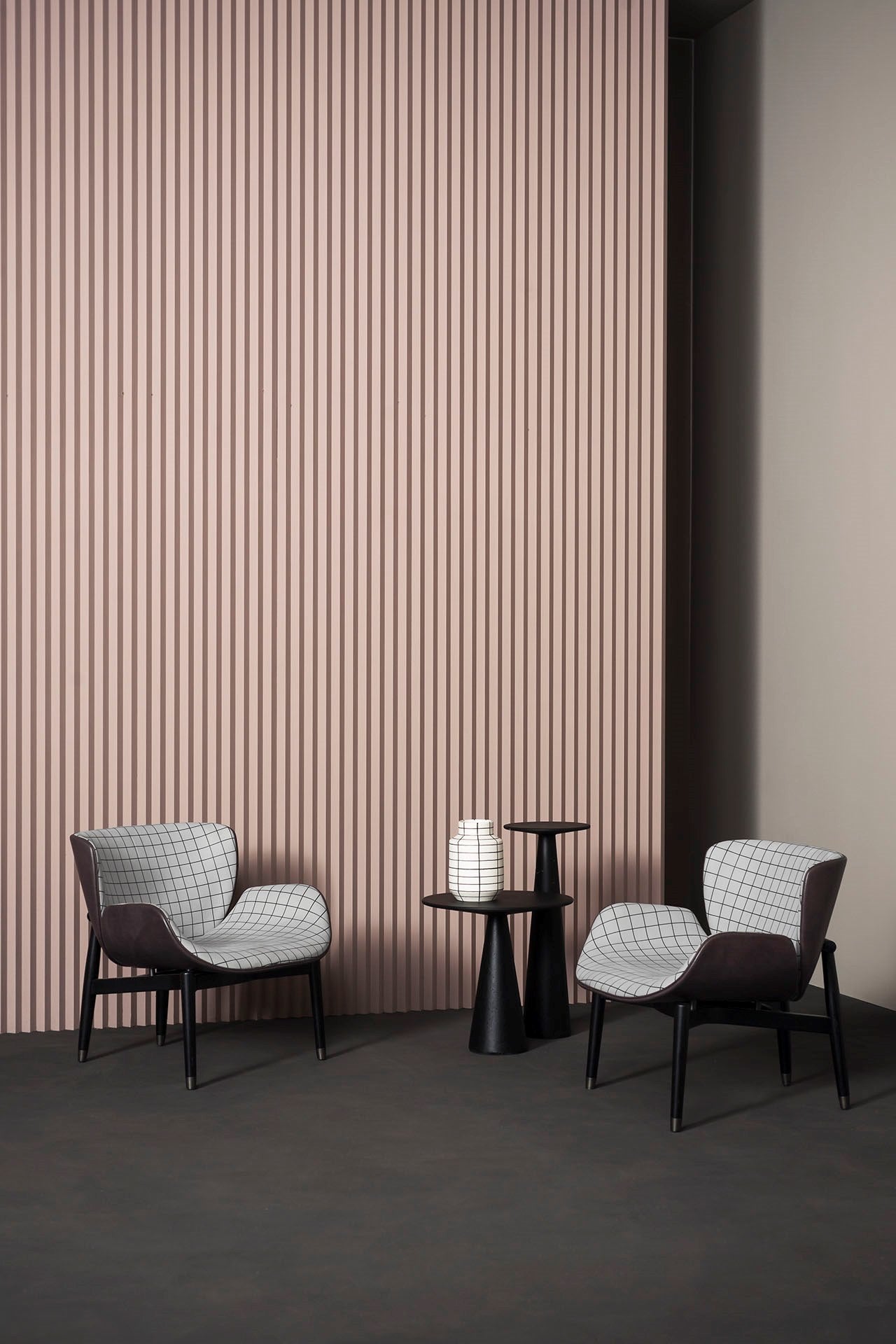 Baxter Jorgen Leisure Chair