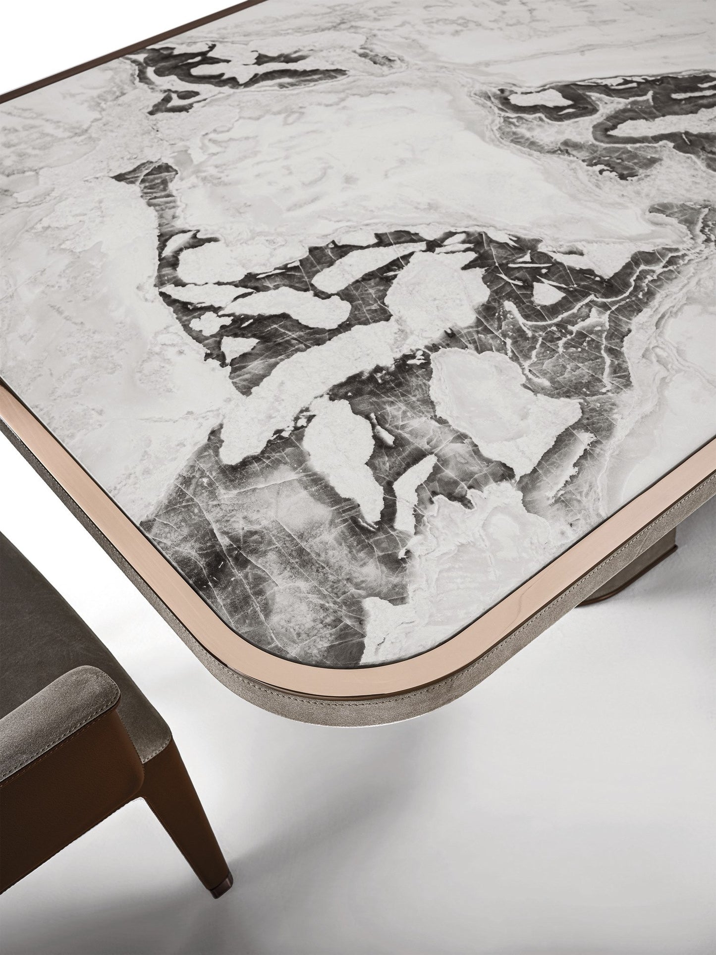 Longhi Journey Dinning Table