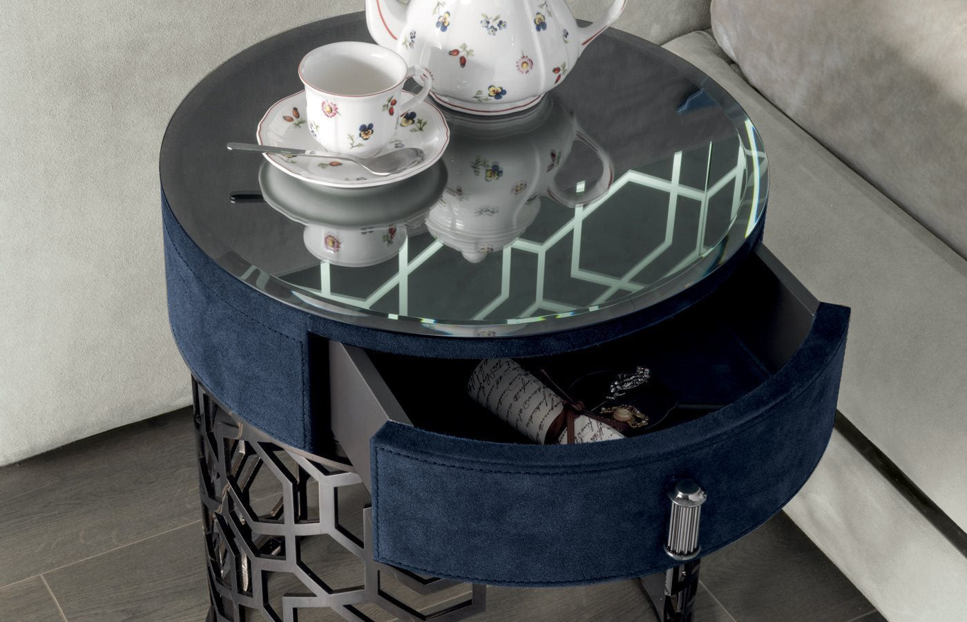 Longhi Lucy Nightstand