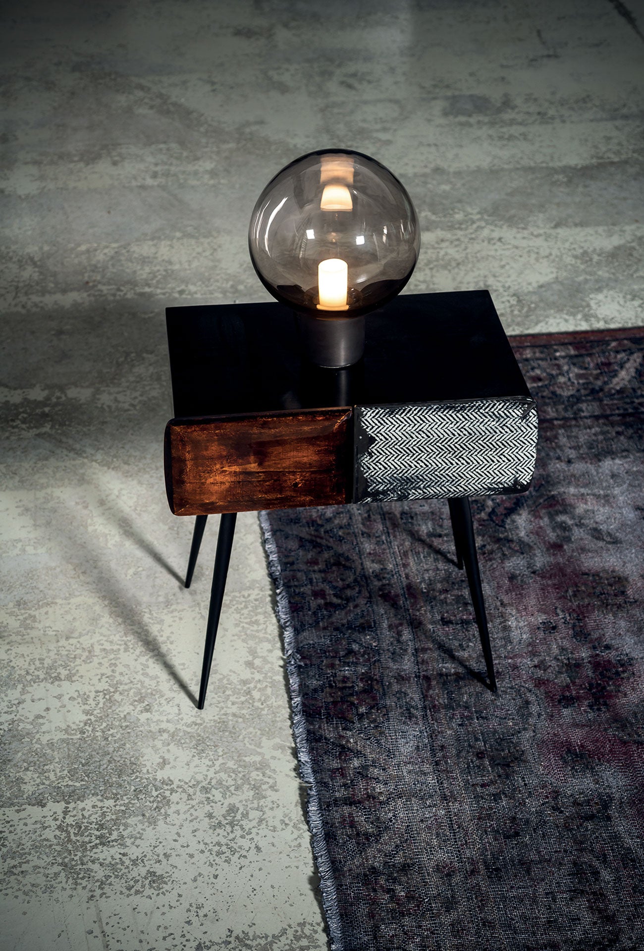 Baxter Memo Nightstand