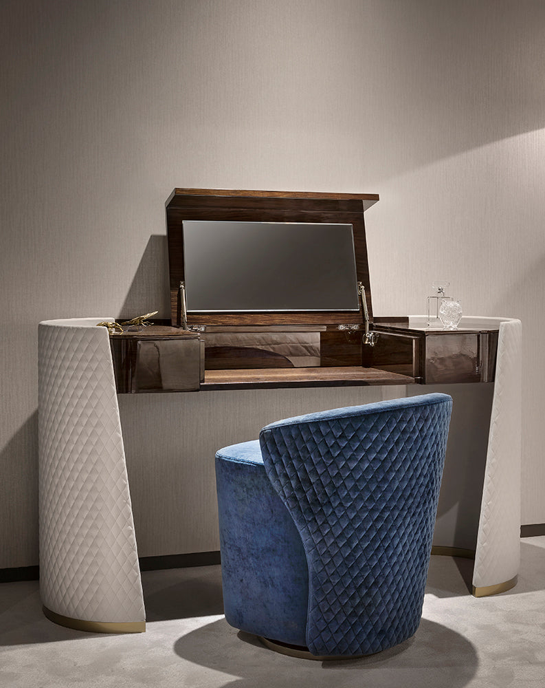 Capital Majestic Dresser