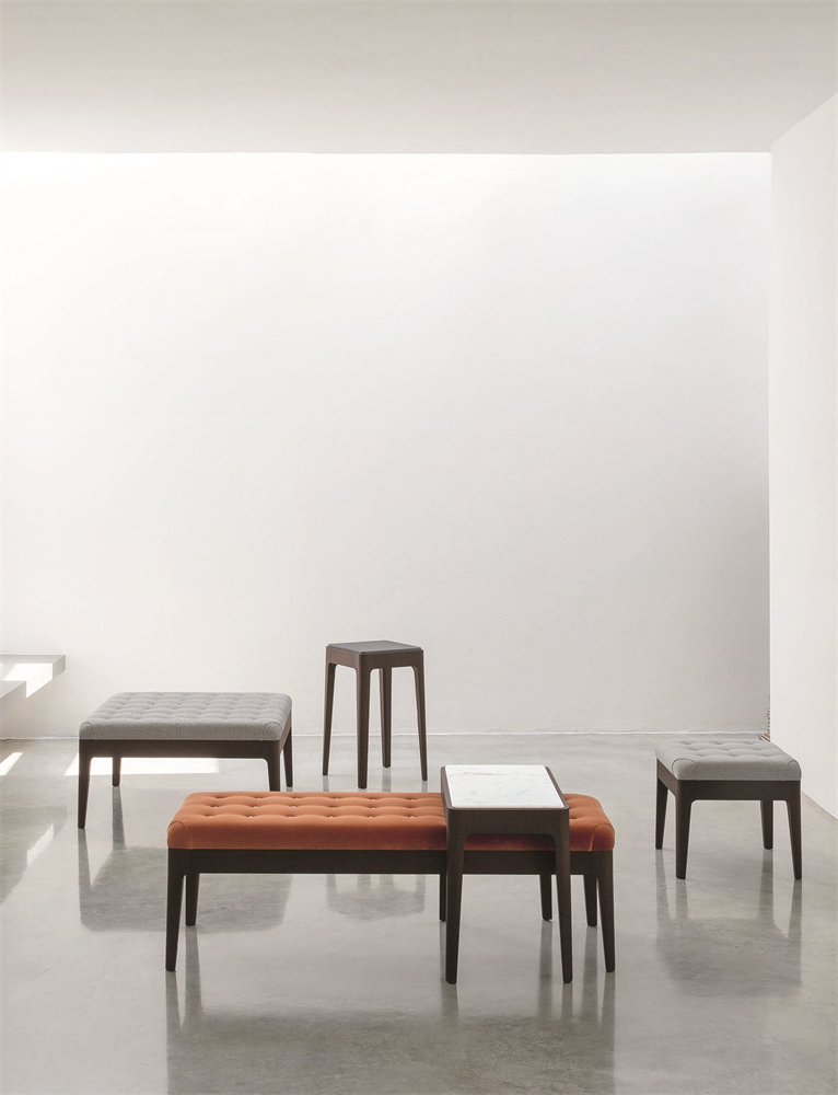 Porada Webby Stool