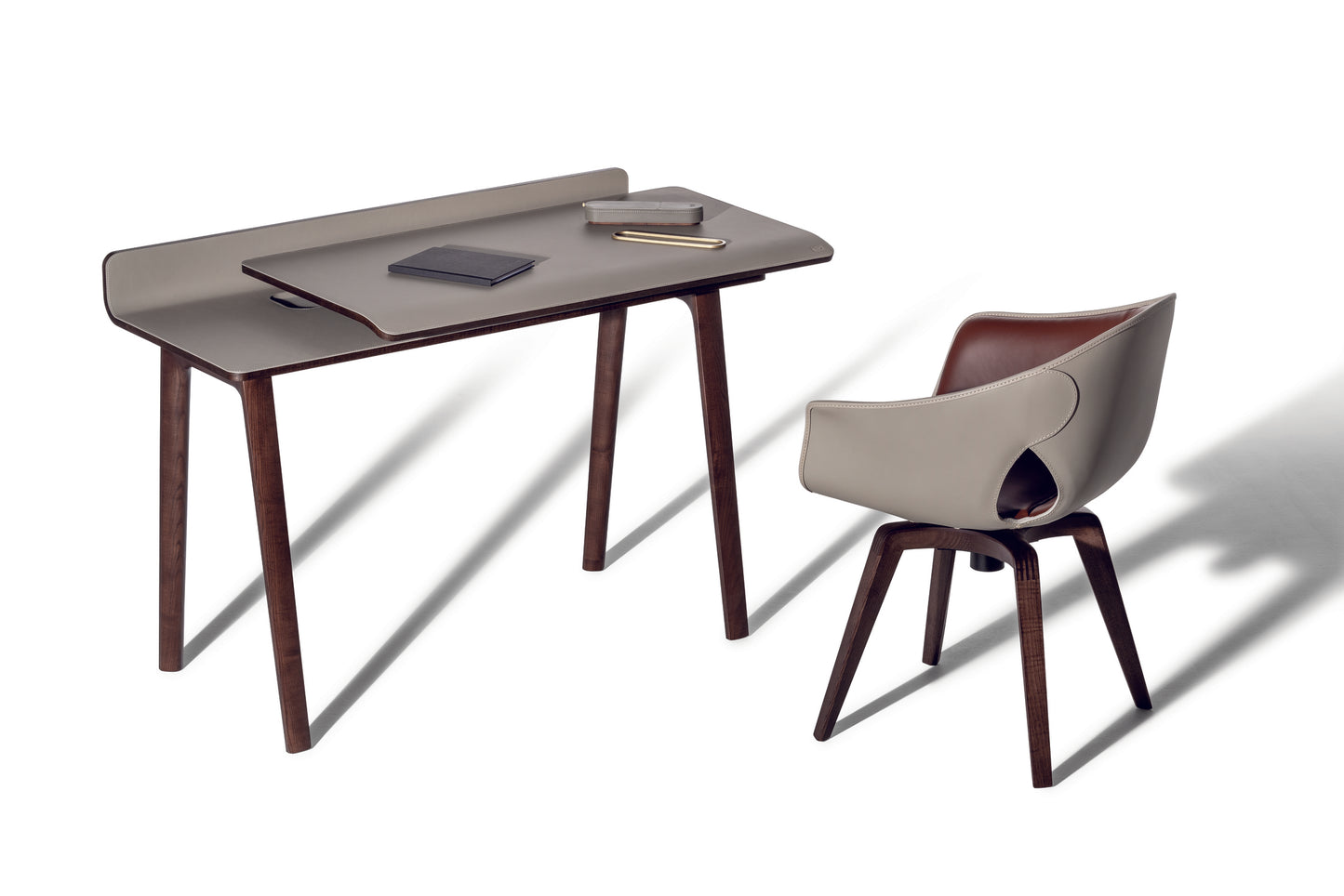 Poltrona Frau Iren Writing Table