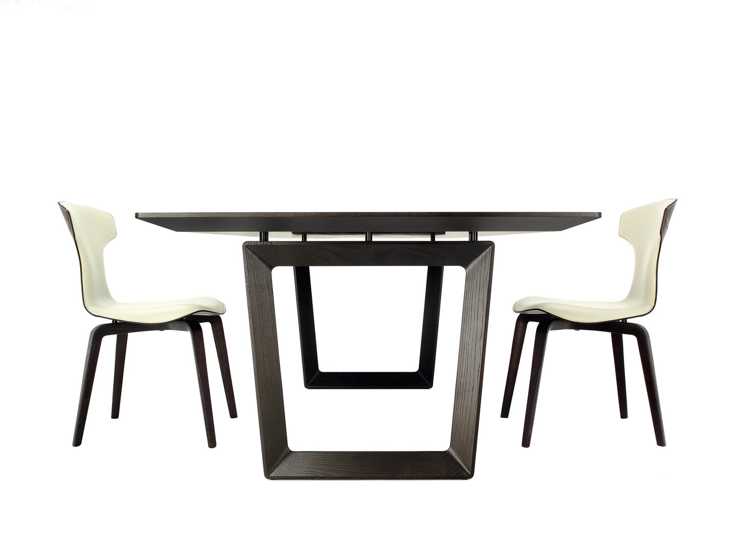 Poltrona Frau Bolero Dinning Table