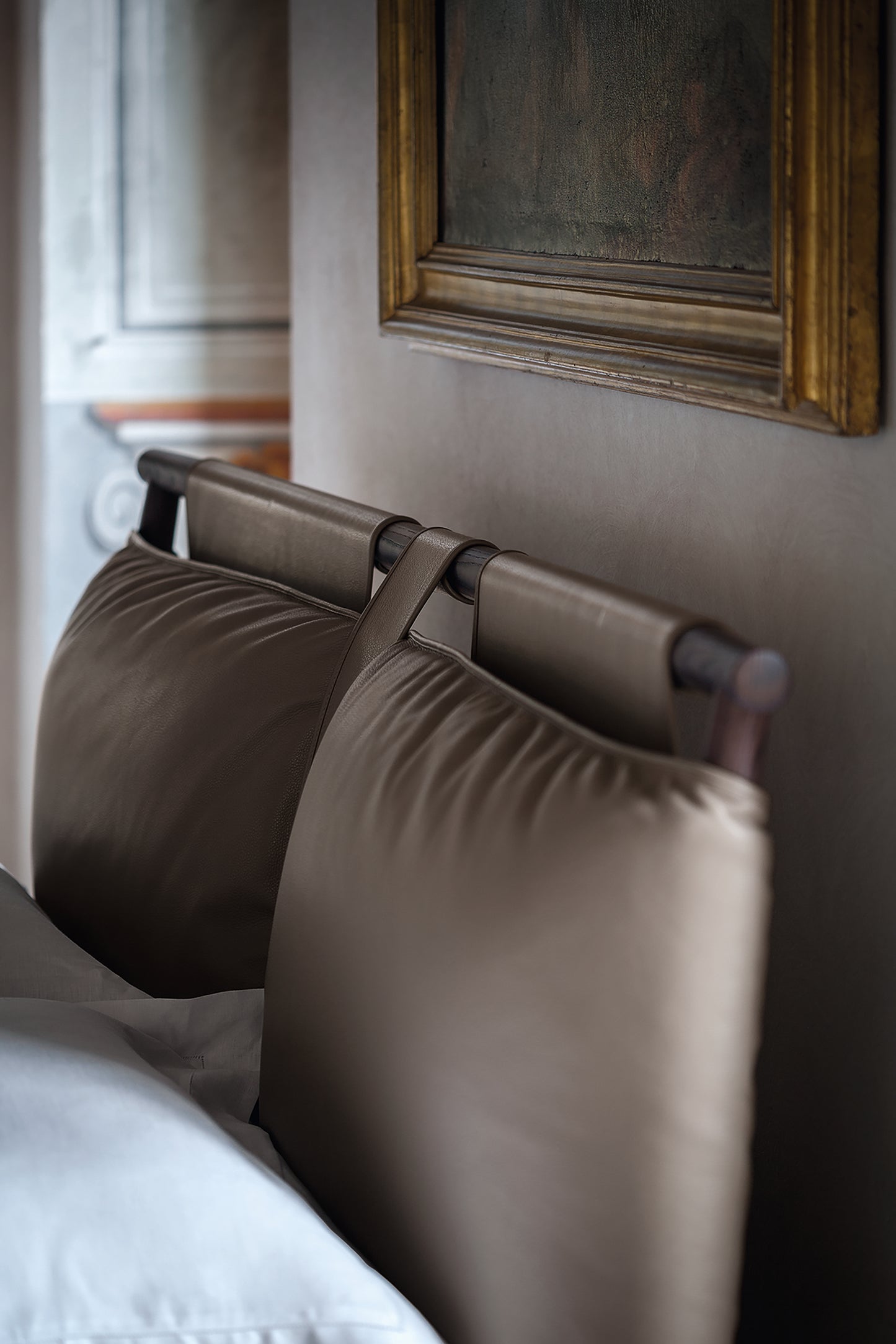 Poltrona Frau Times Bed