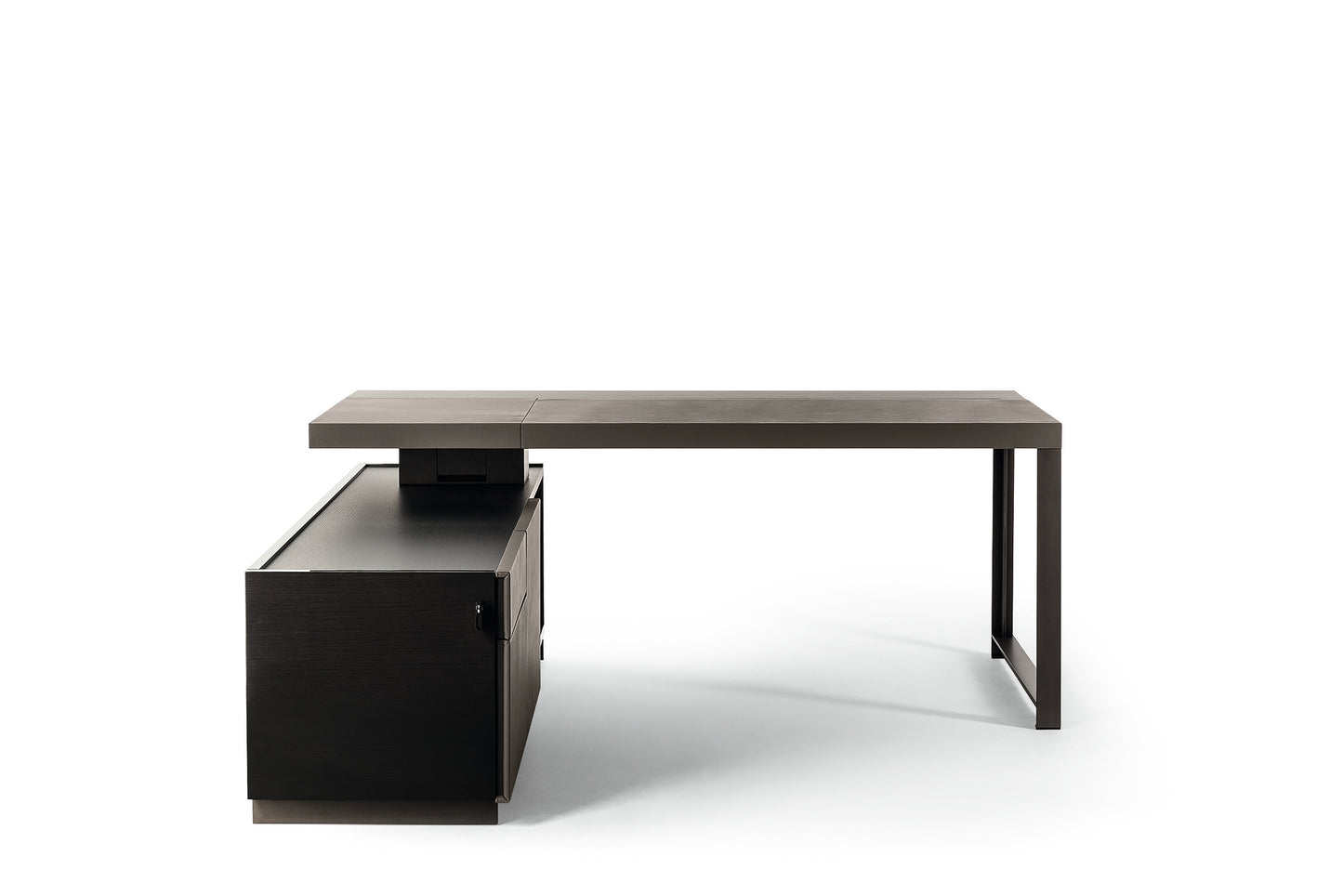 Poltrona Frau Jobs Writing Table