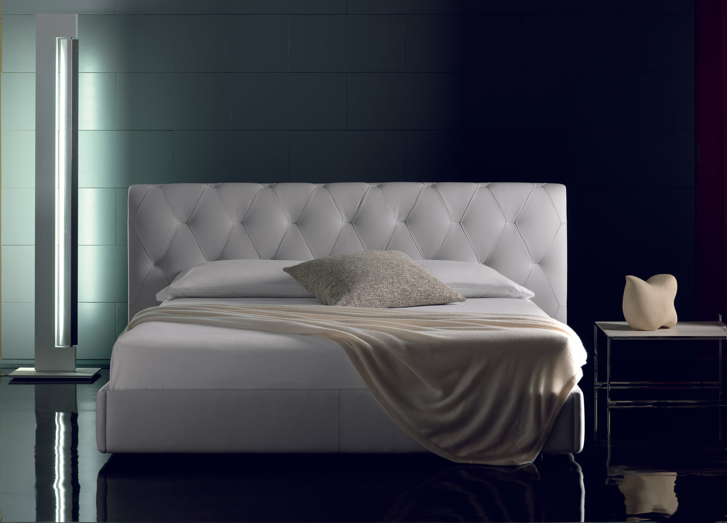 Poltrona Frau Bluemoon Bed
