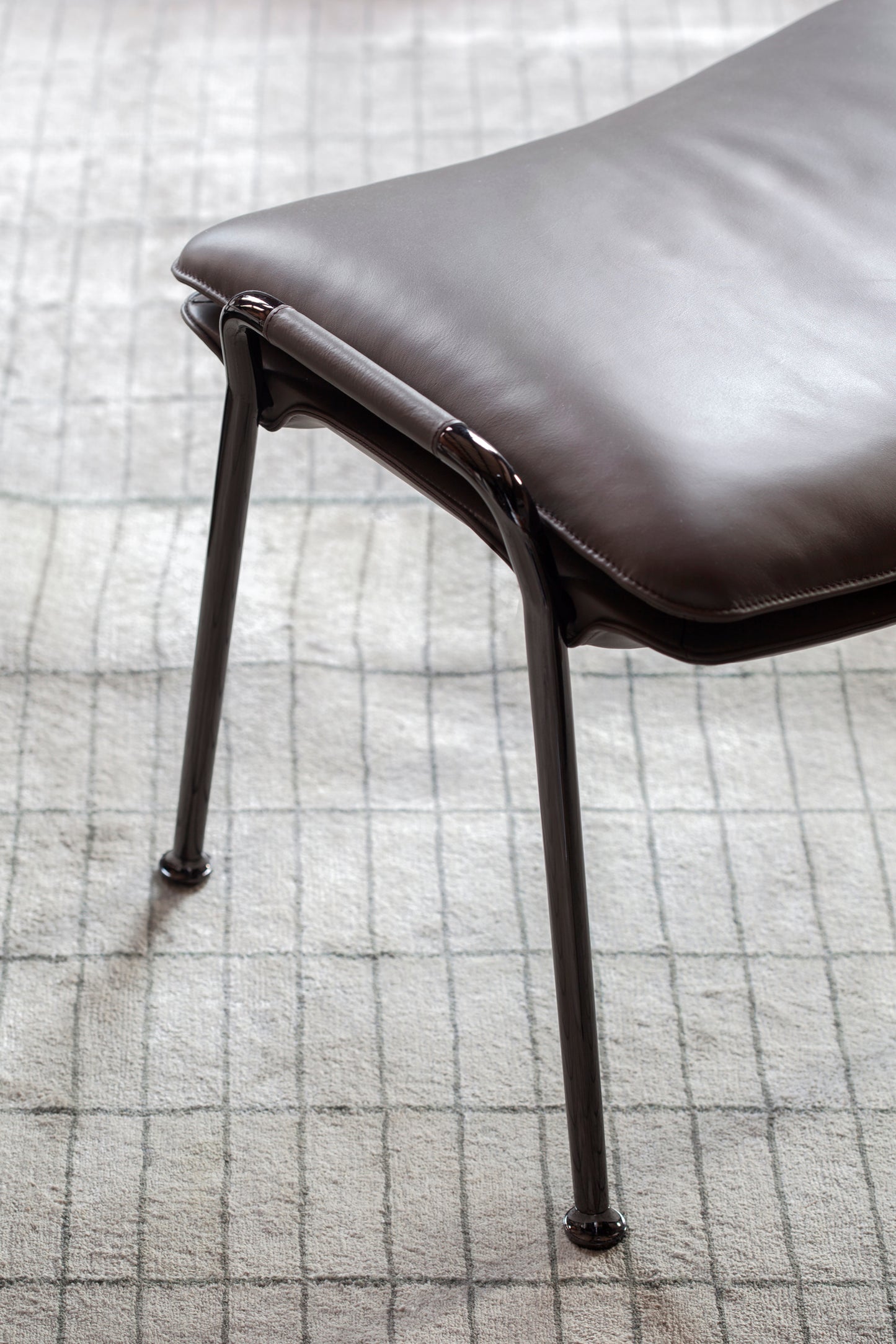 Poltrona Frau Arabesque Stool