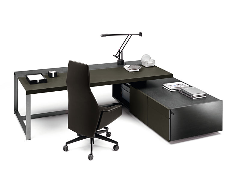 Poltrona Frau Jobs Writing Table